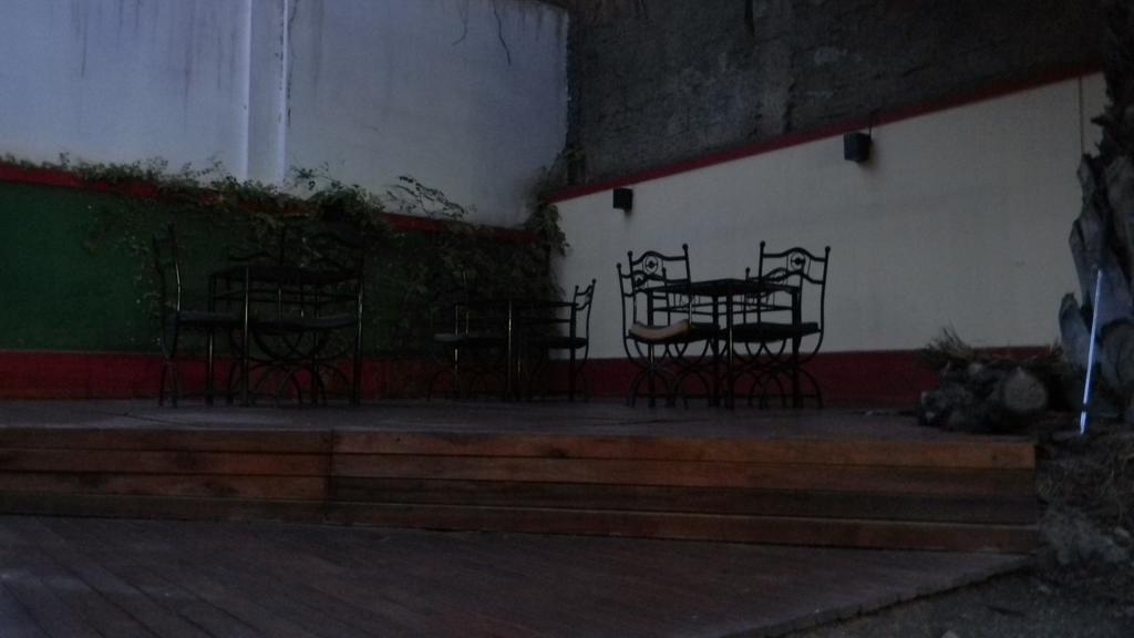Punto Urbano Hostel Mendoza Eksteriør bilde