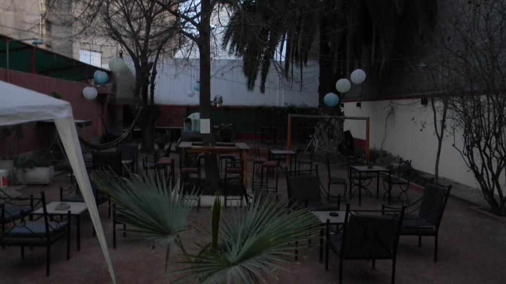 Punto Urbano Hostel Mendoza Eksteriør bilde
