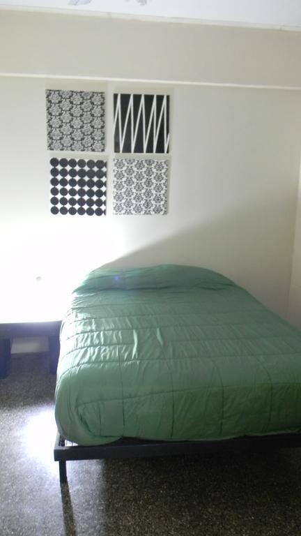 Punto Urbano Hostel Mendoza Eksteriør bilde